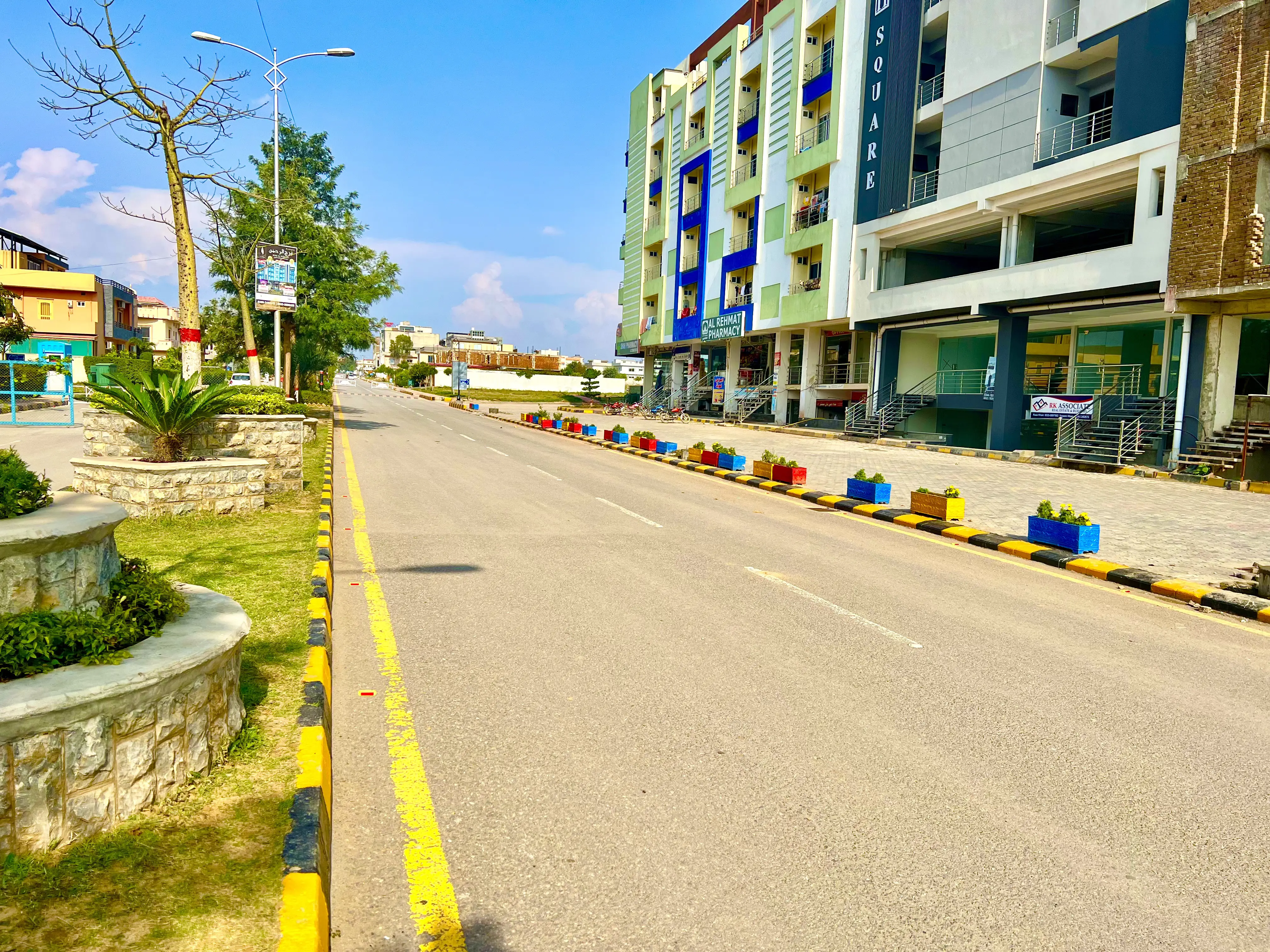 Random Clicks of F-17 Islamabad – Modern Living & Infrastructure
